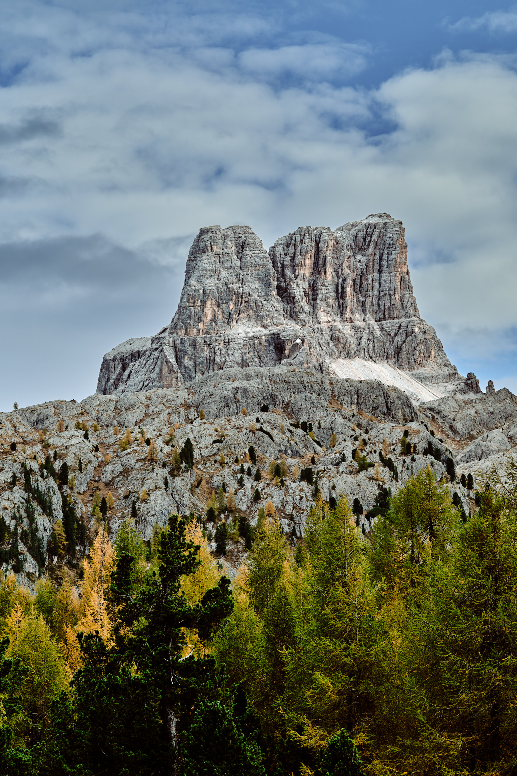 Dolomiten 0 7